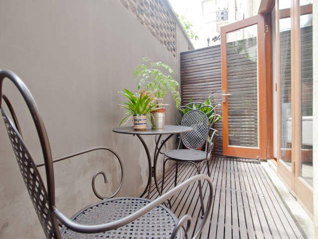 Shanghai Lane Экстерьер фото